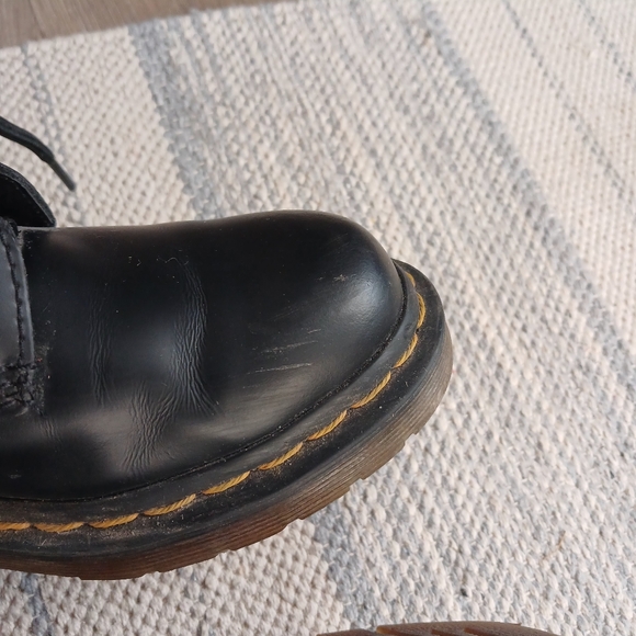 Dr MARTENS + skirt ! - Picture 10 of 12